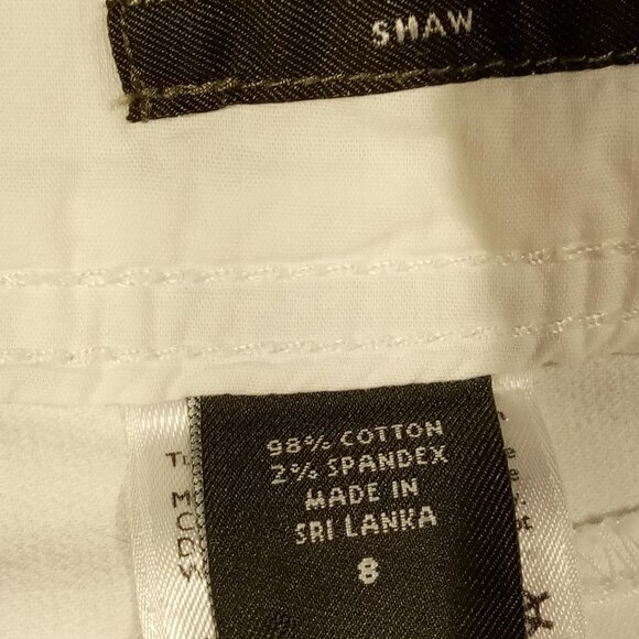 Eddie Bauer SHAW Pants  sz 8  White  Corduroy  Capris  Button detail Pockets GUC - Picture 7 of 12